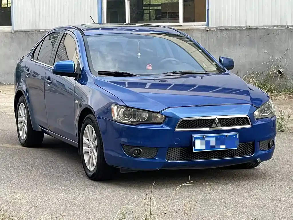 Mitsubishi Lancer EX 2012 — фото 4