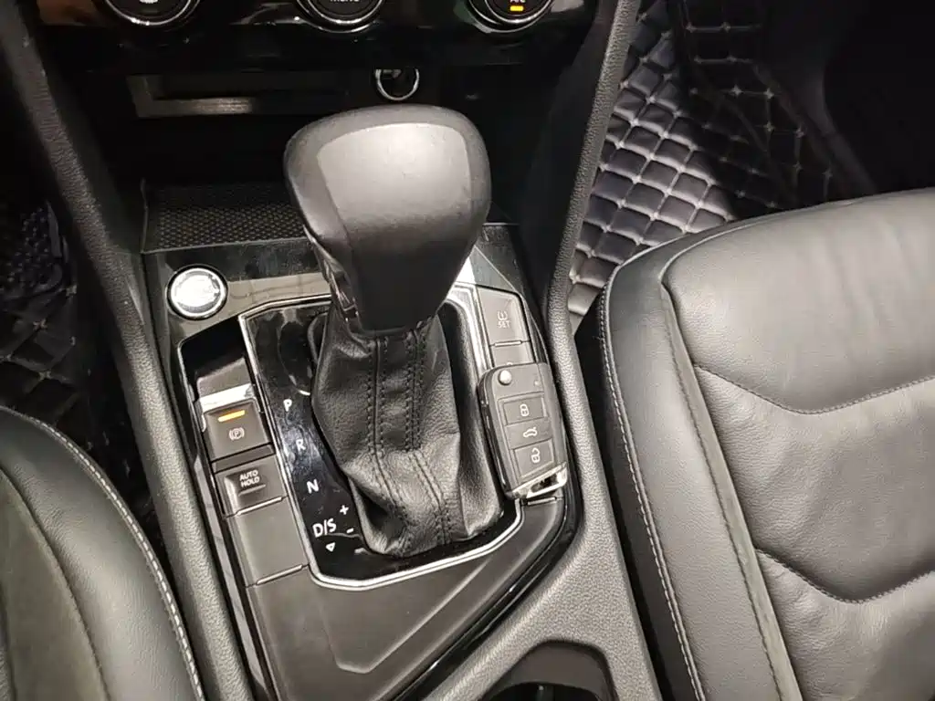 Volkswagen Tiguan L 2019 — фото 14