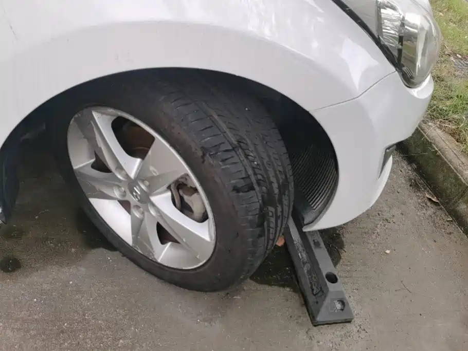 Hyundai Elantra 2012