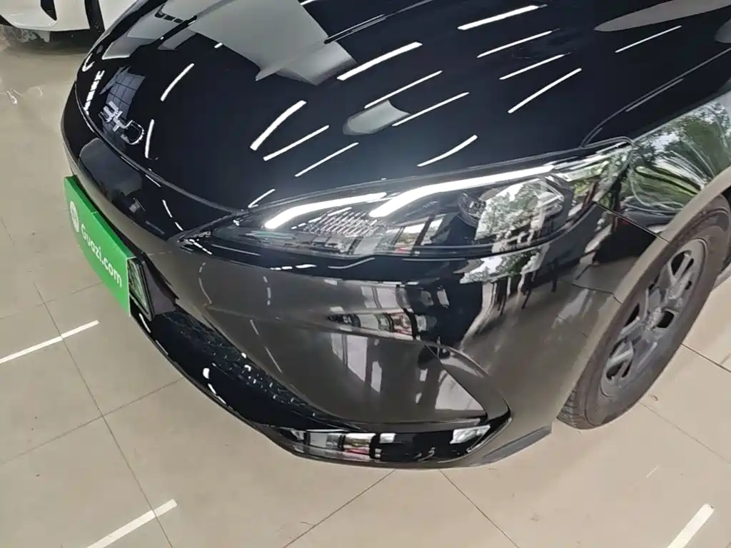 BYD Seal 05 DM-i 2025 — фото 24