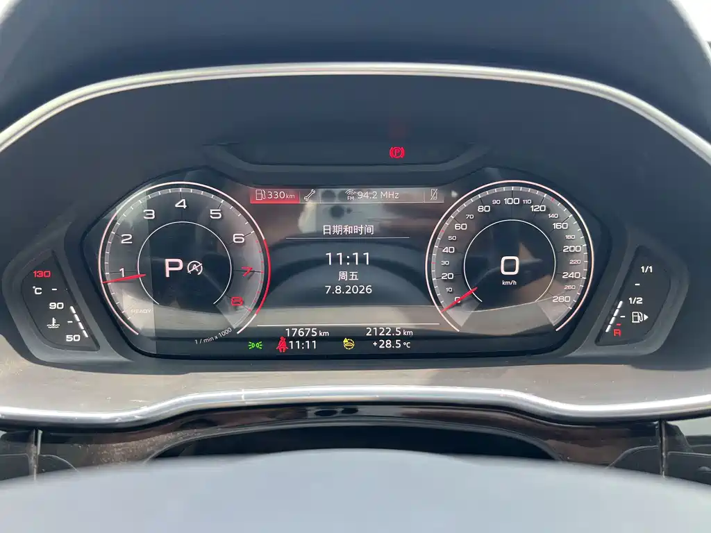 Audi Q3 Sportback 2023 — фото 9