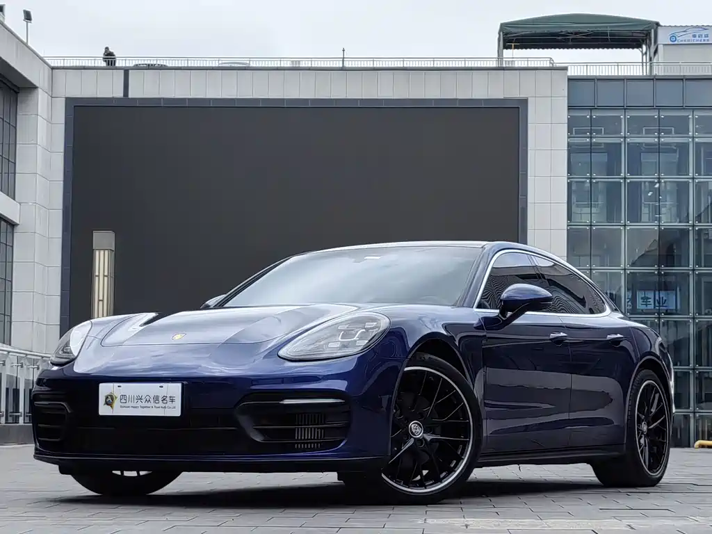 Porsche Panamera 2022 — фото 1