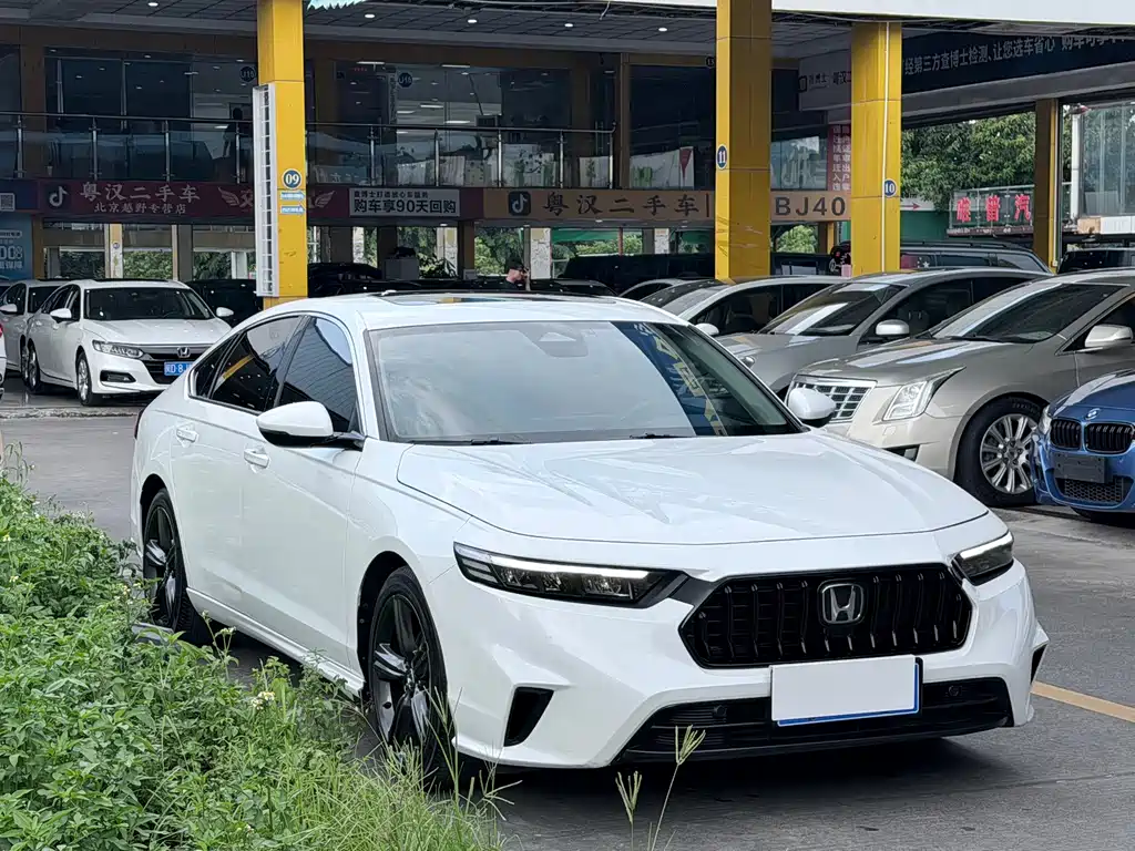 Honda Inspire 2023 — фото 3