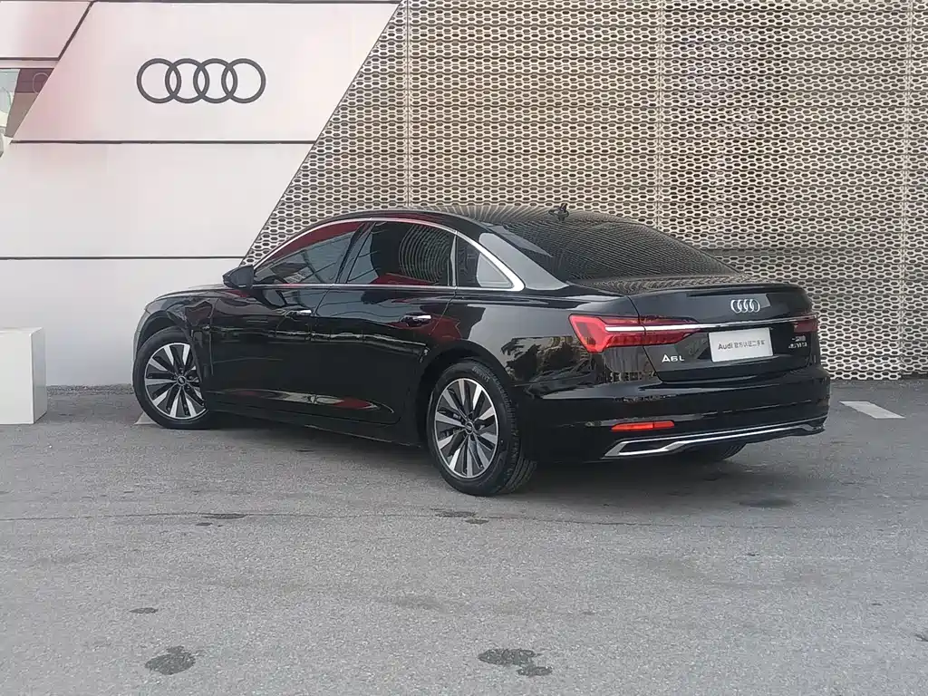 Audi A6L 2024 — фото 8