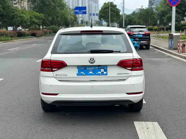 Volkswagen Santana 2015