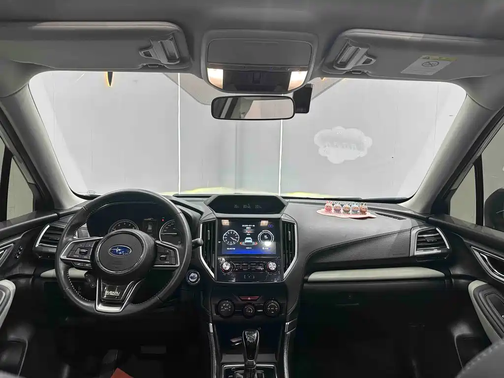 Subaru Forester 2024 — фото 13