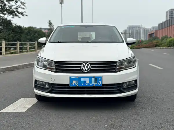 Volkswagen Santana 2015