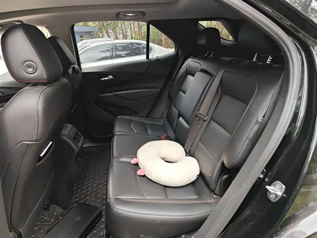 Chevrolet Equinox 2019 — фото 15