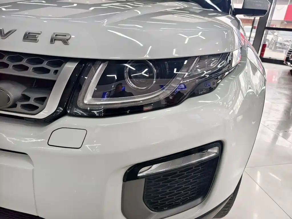 Land Rover Evoque 2017 — фото 14