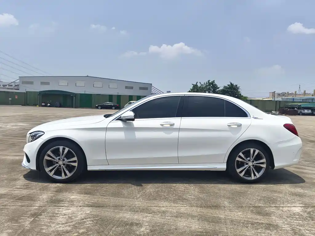 Mercedes-Benz C-Class 2016