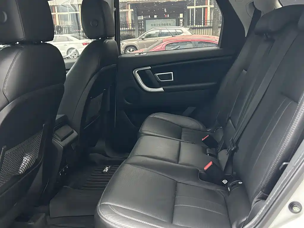Land Rover Discovery Sport 2019 — фото 13
