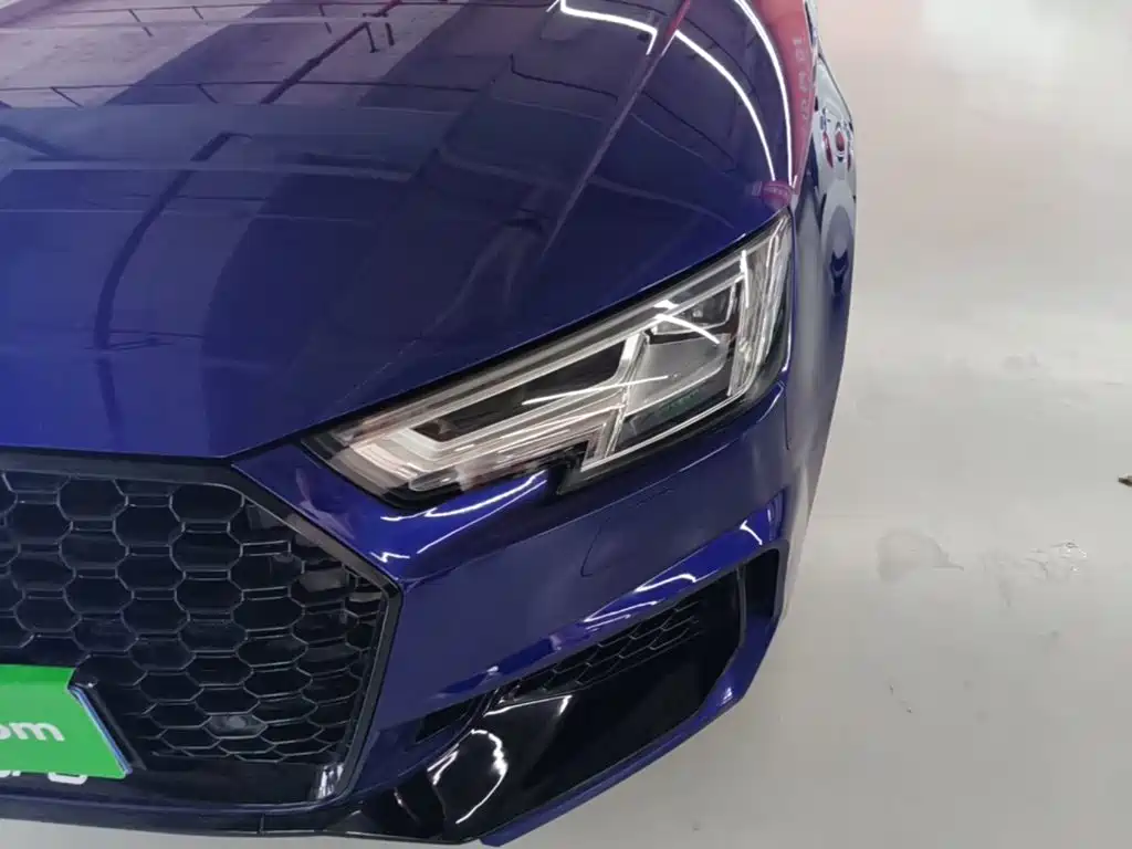Audi A4L 2018 — фото 24