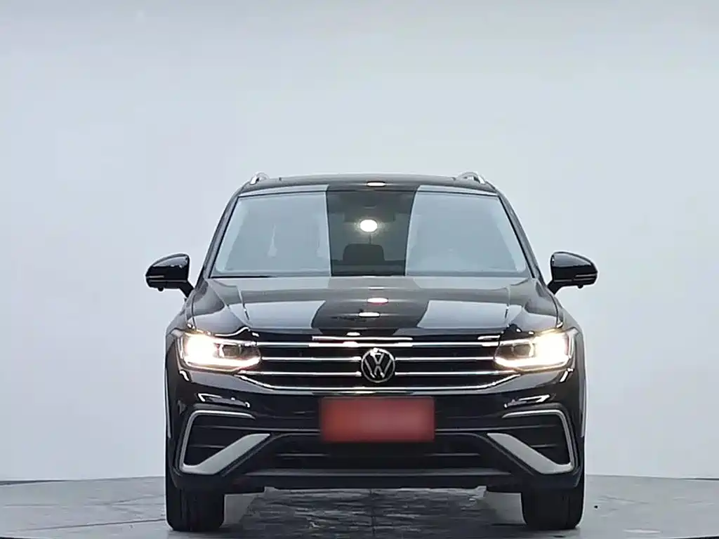 Volkswagen Tiguan L 2023