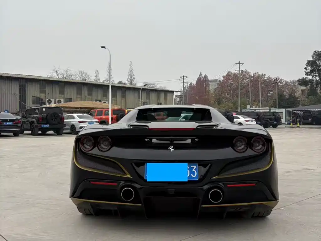 Ferrari F8 2022 — фото 3