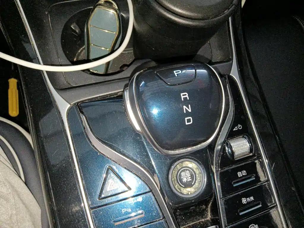 BYD Qin PLUS 2023 — фото 10