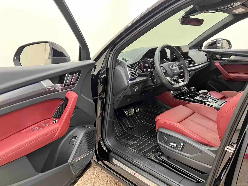 Audi Q5L 2026 — фото 23