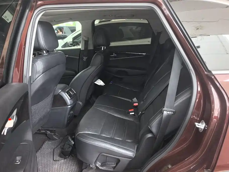 Kia Sorento 2016 — фото 11