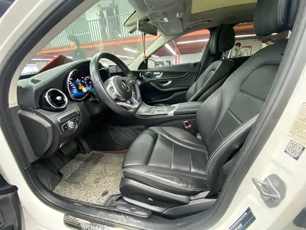 Mercedes-Benz C-Class 2019
