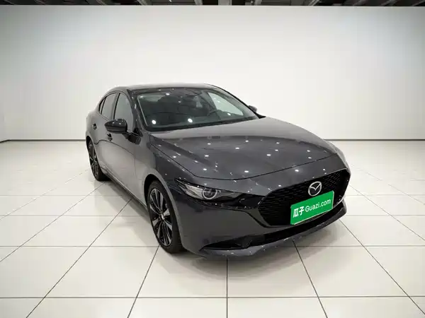 Mazda 3 Axela 2023