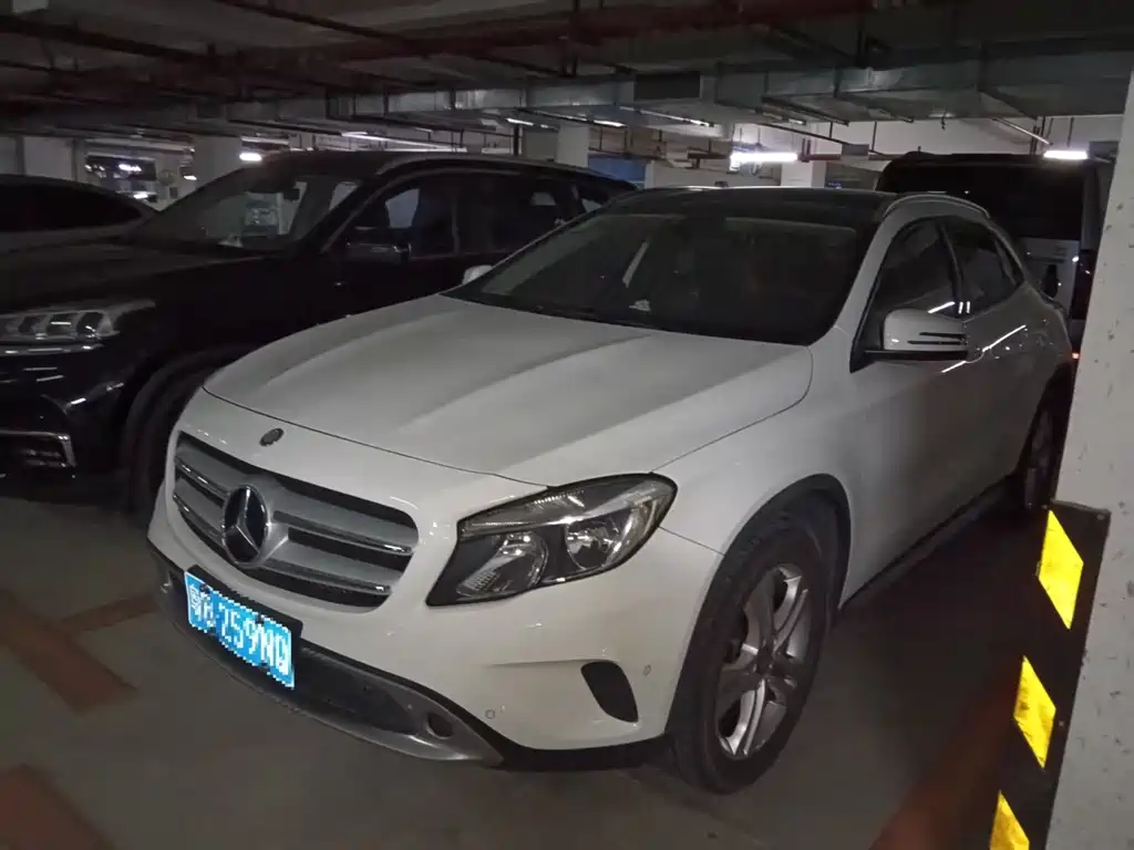 Mercedes-Benz GLA 2016 — фото 1