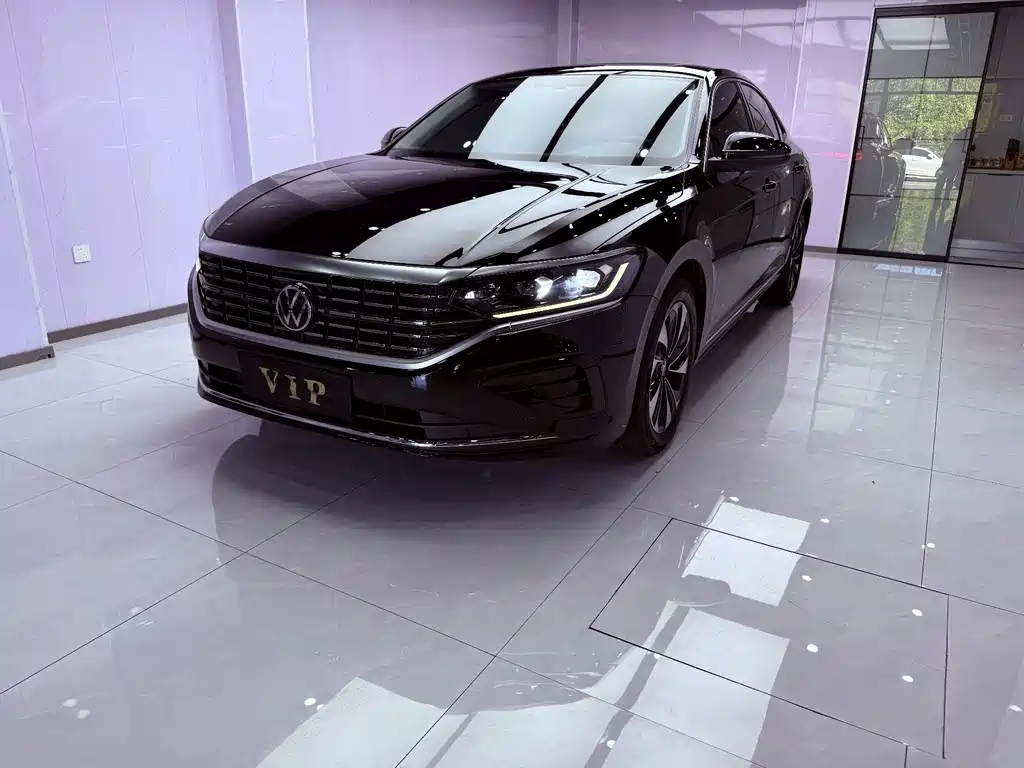Volkswagen Passat 2023