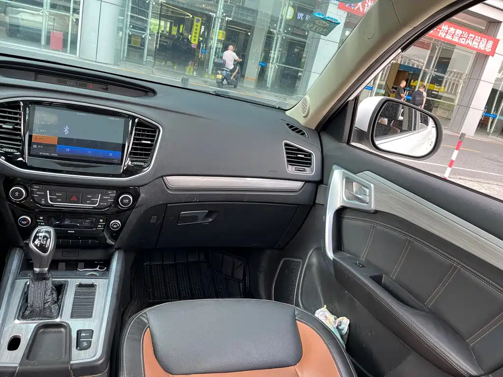 Geely Vision X6 2017 — фото 17