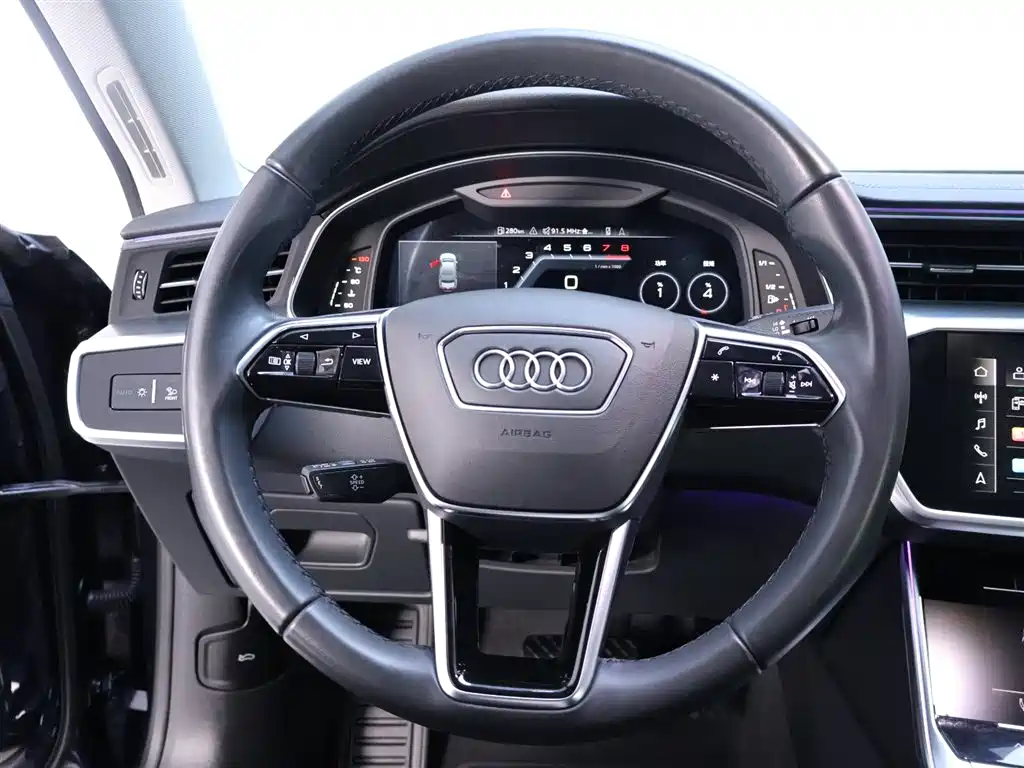 Audi A7 2021 — фото 15