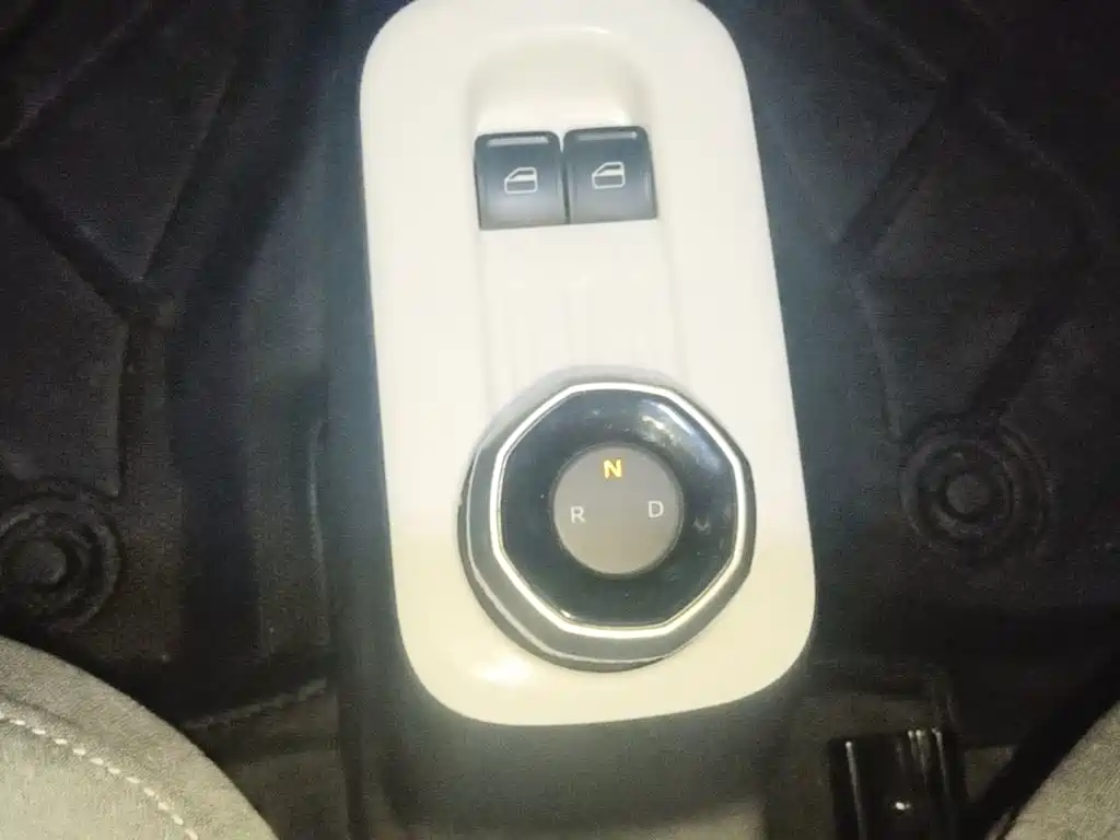 Geely Galaxy Panda 2025 — фото 14