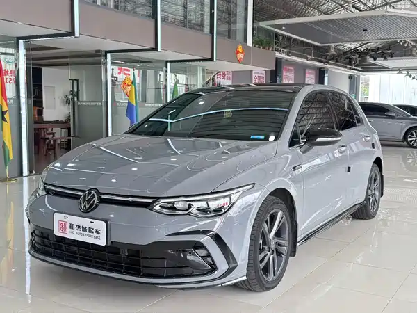 Volkswagen Golf 2023