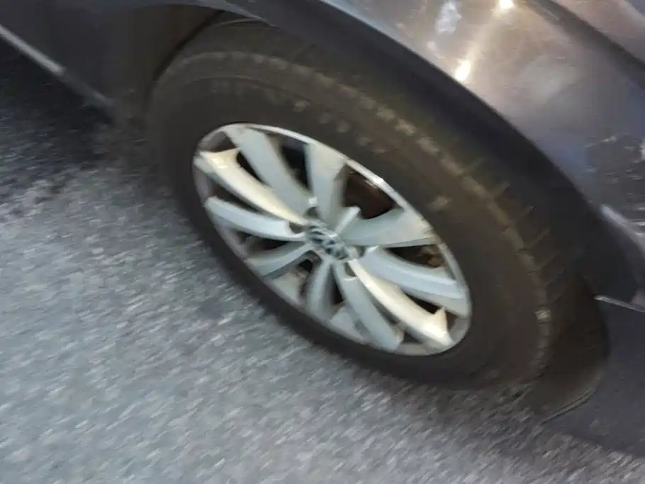 Volkswagen Magotan 2014