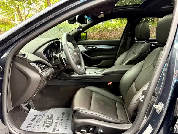 Cadillac CT5 2021