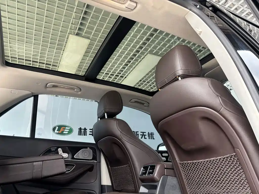 Mercedes-Benz GLE 2020 — фото 28