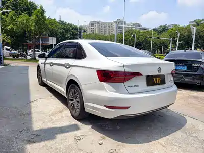 Volkswagen Sagitar 2020