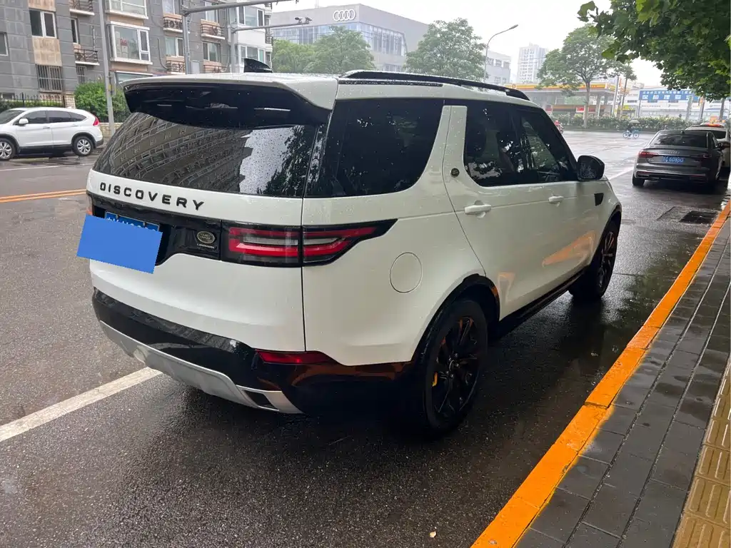 Land Rover Discovery 2020 — фото 4
