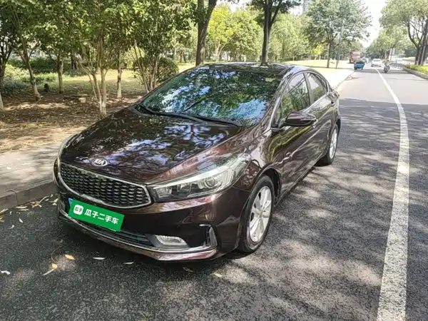 Kia K3 2016