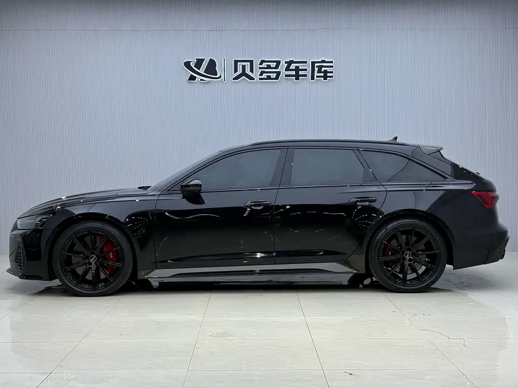 Audi RS 6 2025 — фото 3