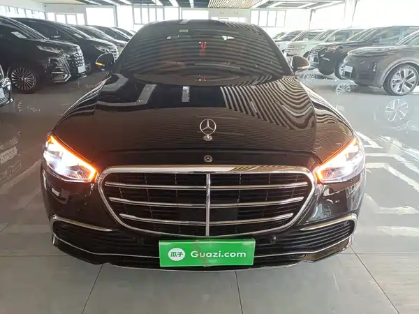 Mercedes-Benz S-Class 2024