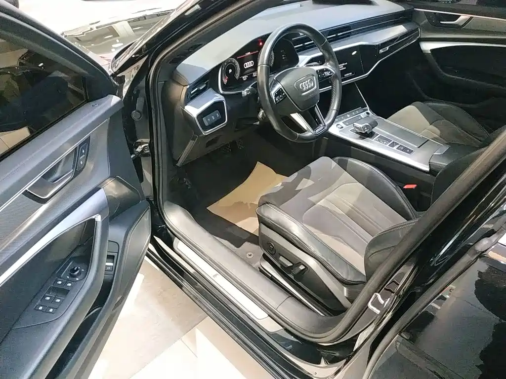 Audi A6L 2022 — фото 12
