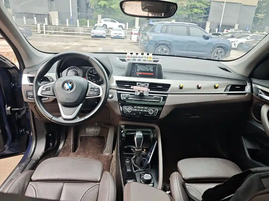 BMW X1 2018 — фото 10