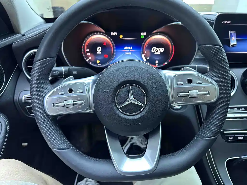 Mercedes-Benz C-Class 2021 — фото 11