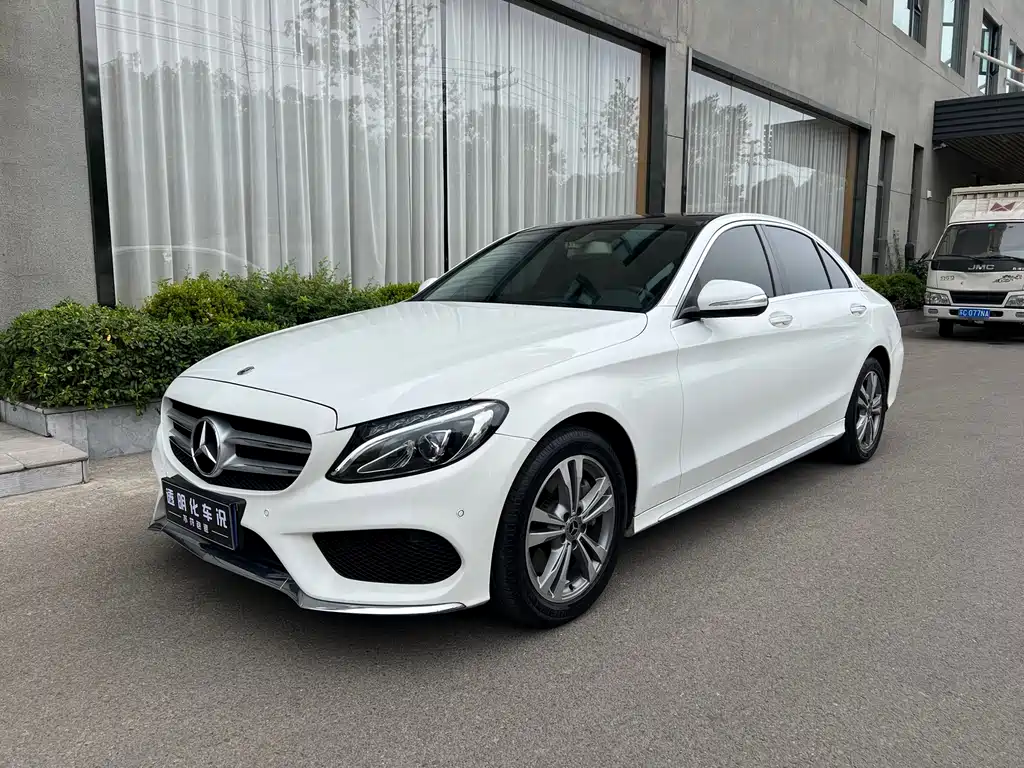 Mercedes-Benz C-Class 2018