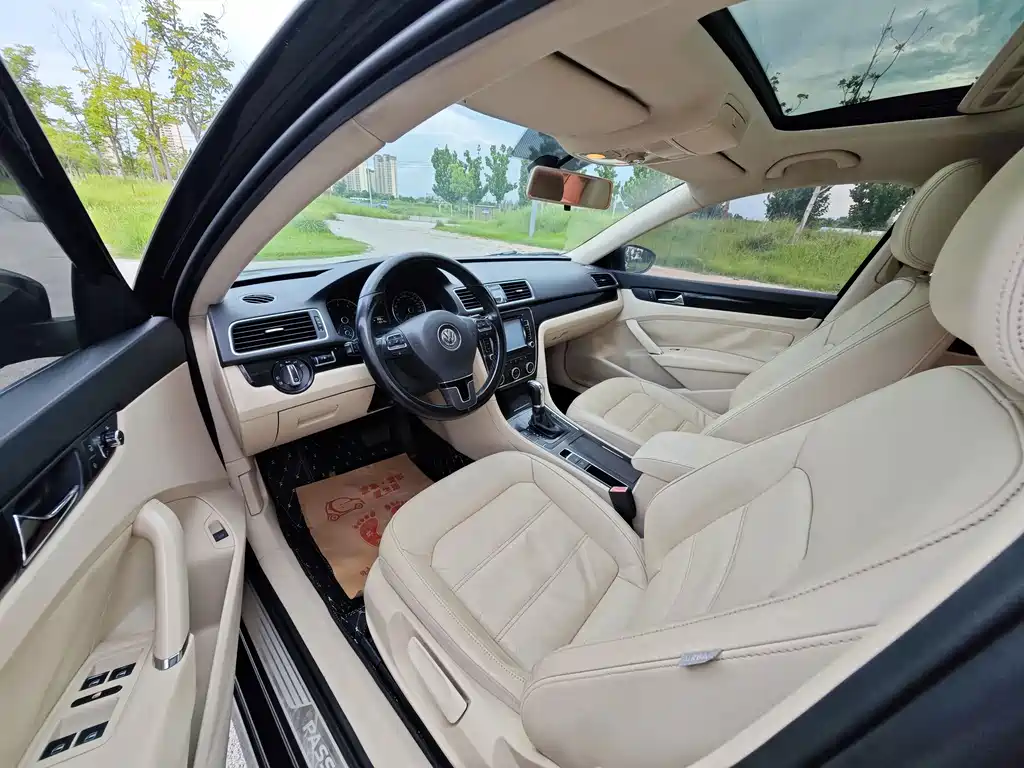 Volkswagen Passat 2013