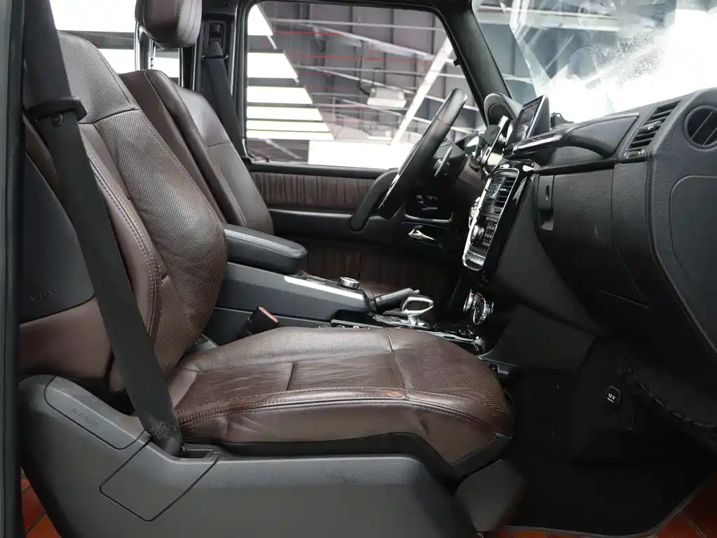 Mercedes-Benz G-Class AMG 2015 — фото 26