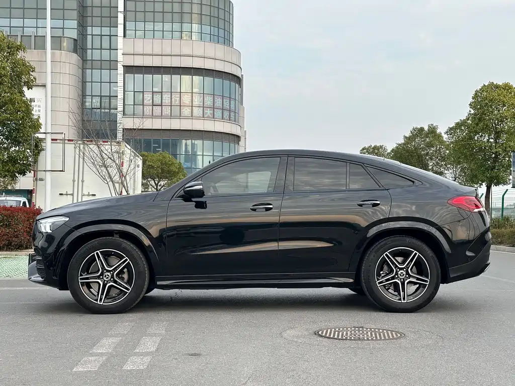 Mercedes-Benz GLE Coupe 2023 — фото 4