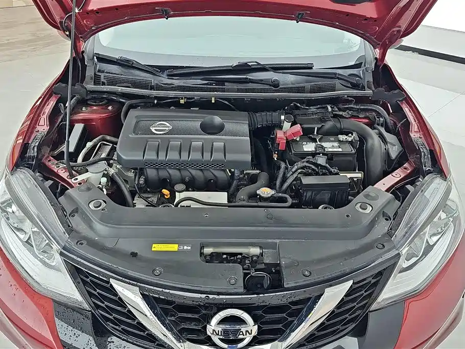 Nissan Tiida 2018 — фото 10