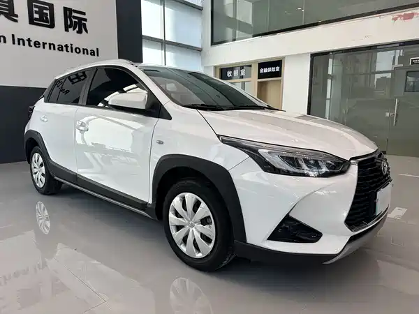 Toyota Yaris L 2022