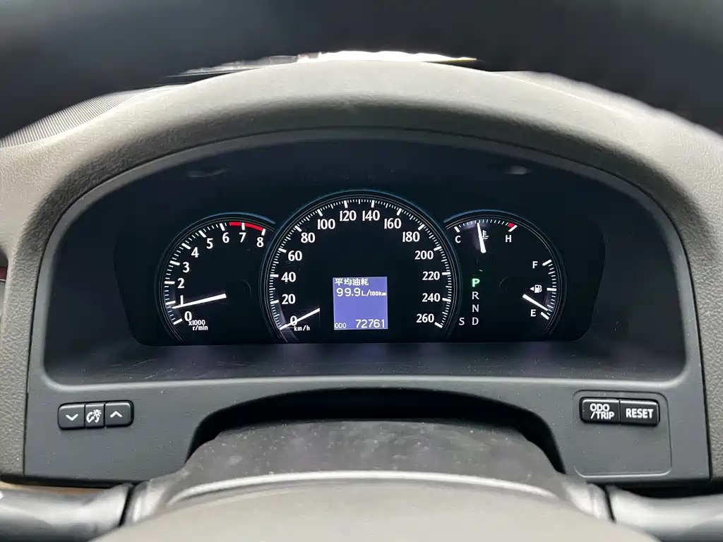 Toyota Crown 2012 — фото 16