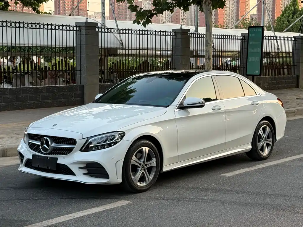 Mercedes-Benz C-Class 2021 — фото 1