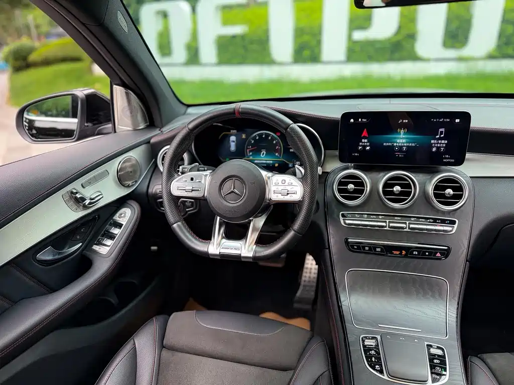 Mercedes-Benz GLC AMG 2020 — фото 8