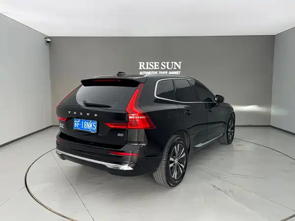 Volvo XC60 2023